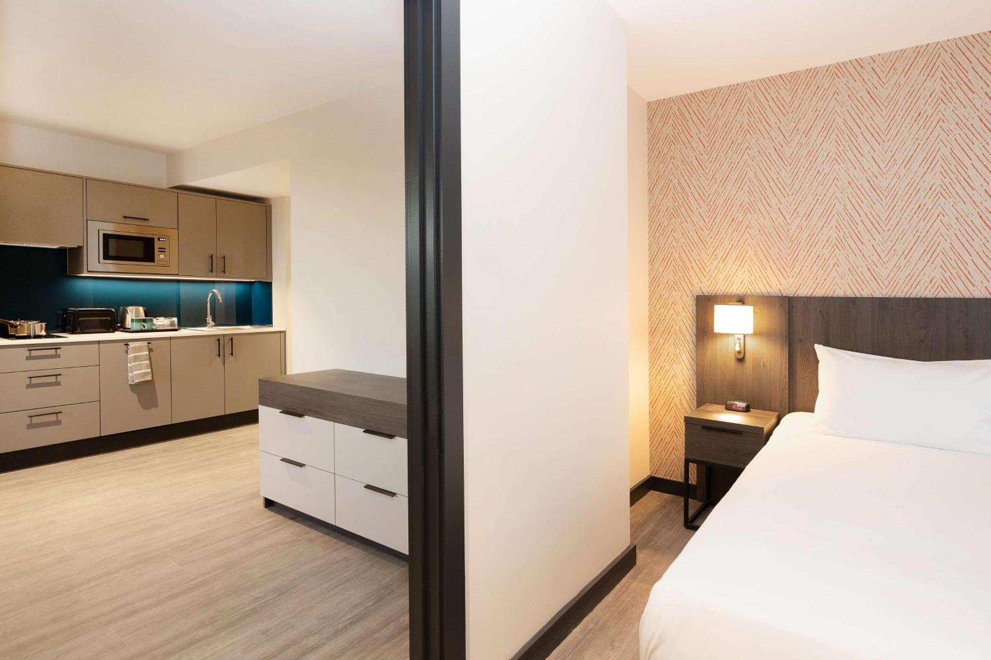Отель Hyatt House Leeds Лидс Экстерьер фото